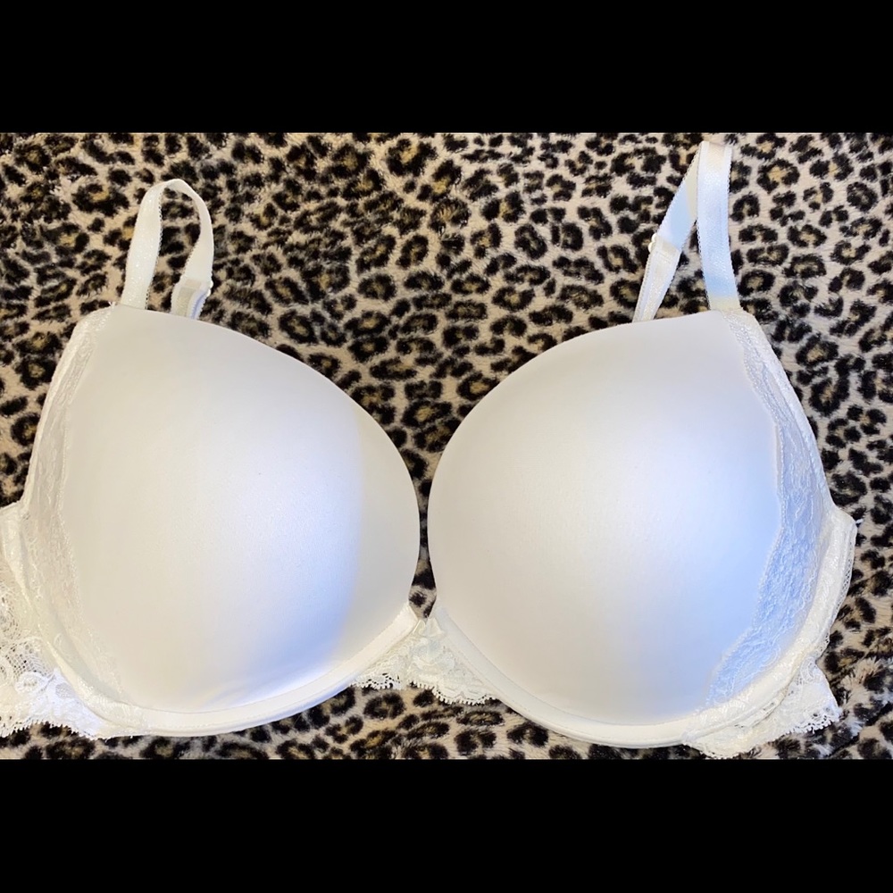 Victoria’s Secret bra